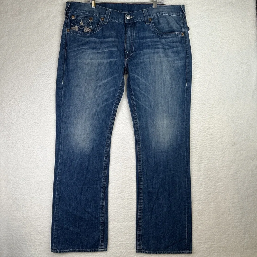 TRUE RELIGION JEANS Straight WFLPS Red Stitching Sz 42 (43x34).